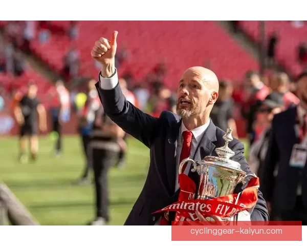 滕哈赫战术创新引领球队新高峰，数据解析展现卓越表现值得关注