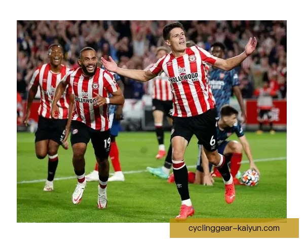 布伦特福德主帅风格持续提升，战术灵活性受到外界关注