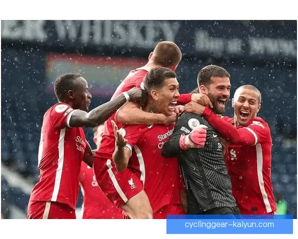 阿利森在2025年利物浦表现稳健，继续展现出顶级门将的实力与稳定性。